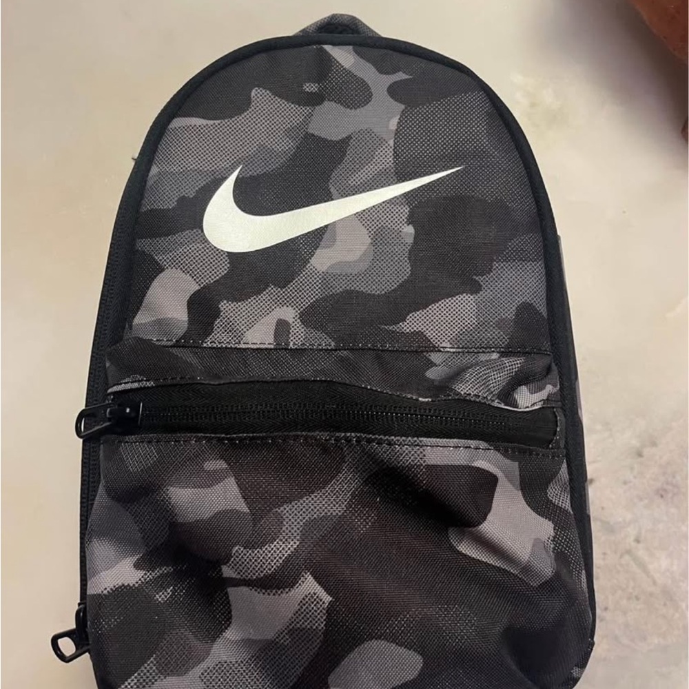 Nike Black and Gray Camo Lunchbox
